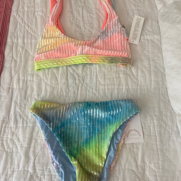 Dippin Daisys NWT never worn. tie-die velour two-piece bathing suit sz S. - Picture 12 of 13